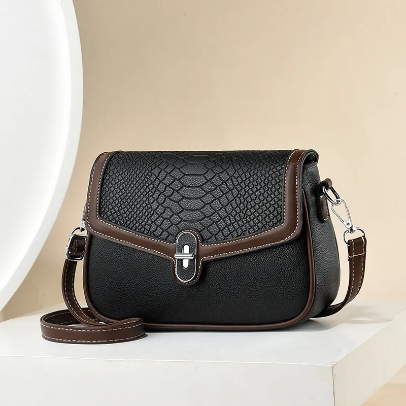 Sac à main élégant effet croco petit modèle